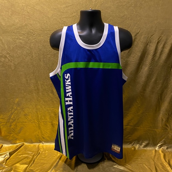 Atlanta Hawks Mitchell & Ness Throwback Jersey - Picture 1 of 8